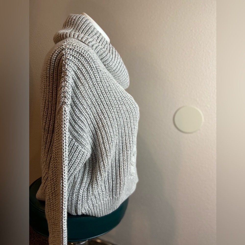 Bobi Black~NWT~Cozy Cotton Turtleneck~Waist Cropped Sweater~Ivory/Gray~Size M - Picture 10 of 16